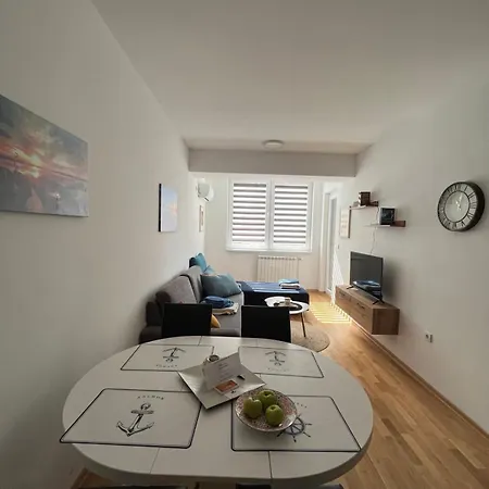 Apartament Golden Lux