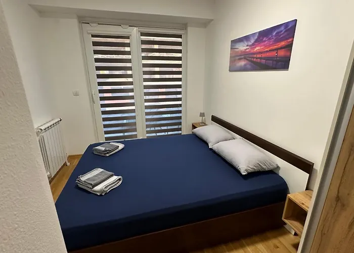 Golden Lux Apartment