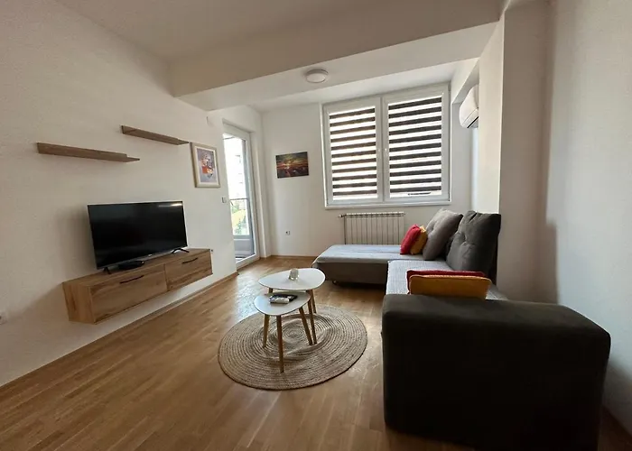 Golden Lux Apartment