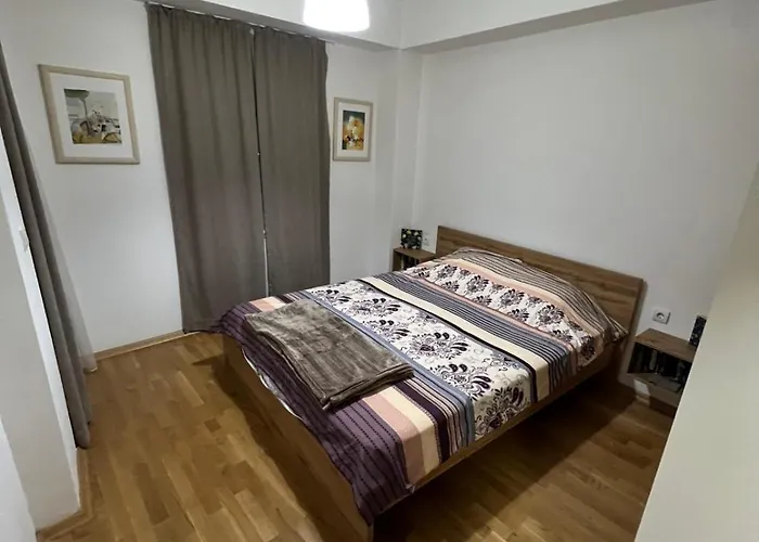 Golden Lux Apartment