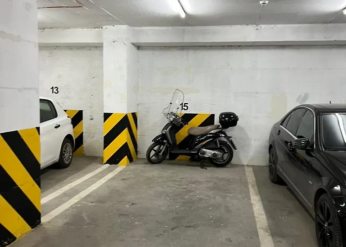 Golden Lux Apartment *